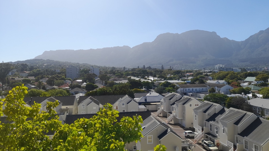 1 Bedroom Property for Sale in Kenilworth Western Cape